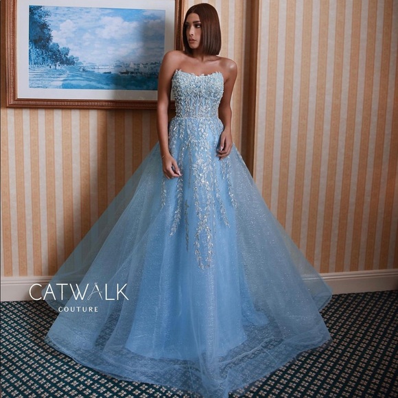 catwalk couture Dresses & Skirts - Catwalk Couture Blue formal evening Ballgown Dress
